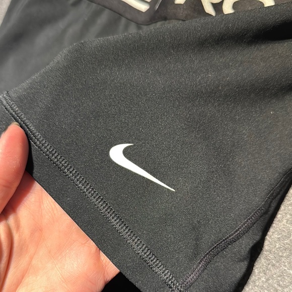 Nike Pro Women's Black Shorts - Picture 4 of 4